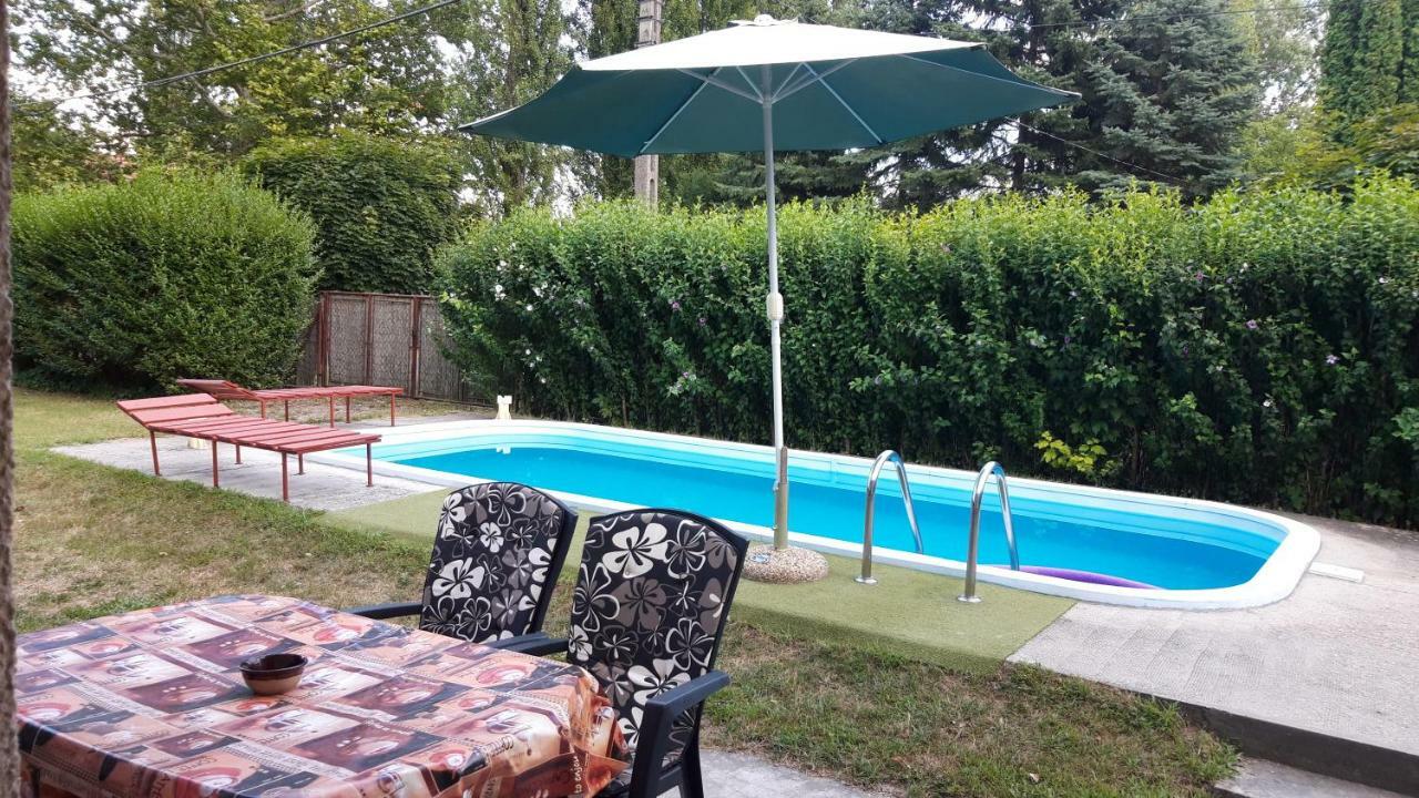 Csillag-Lak Balatonfoeldvar エクステリア 写真